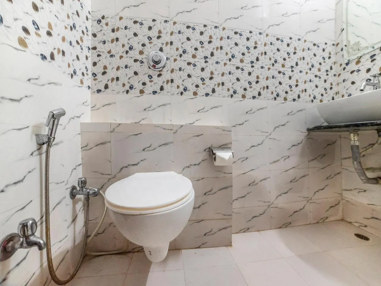 Hotel Yash Residency Varanasi 3*,